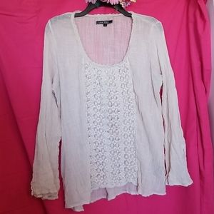⬇️ Love Stitch Cream/Beige Top Size L